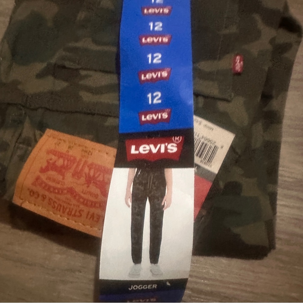 Levi's Green Camouflage Jogger Pants